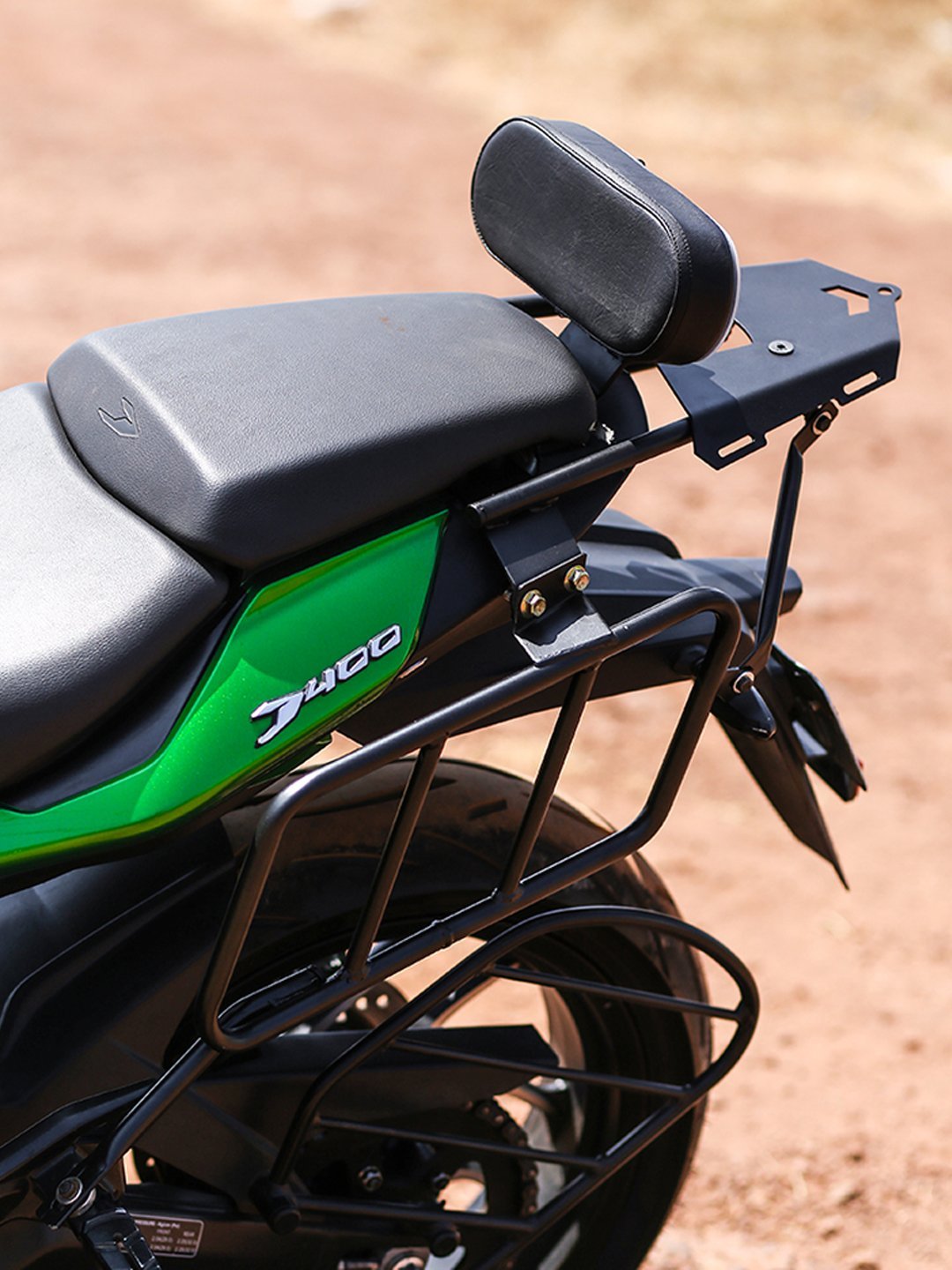 DOMINAR400SADDLESTAYWITHEXPEDITIONCARRIER_1_1024x1024@2x